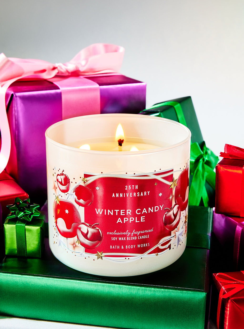 Winter Candy Apple 3-Wick Candle